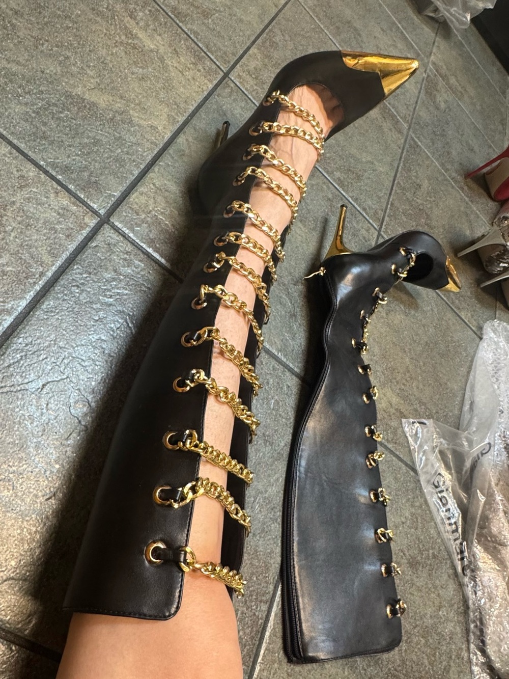 Black Leather Knee-High Stiletto Boots with Gold Chain & Toe Cap US 8 - Picture 10 of 17